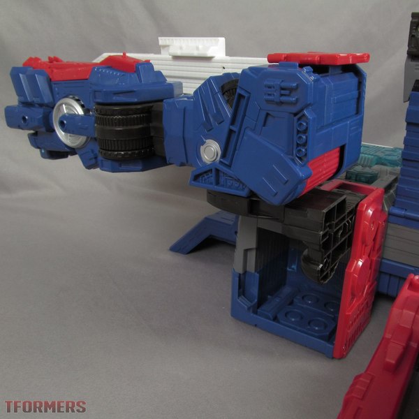 TFormers Titans Return Fortress Maximus Gallery 20 (20 of 72)